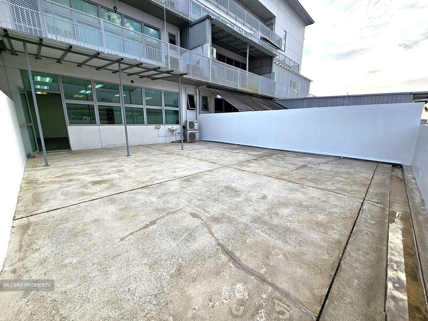 First Centre (D19), Factory #434217731